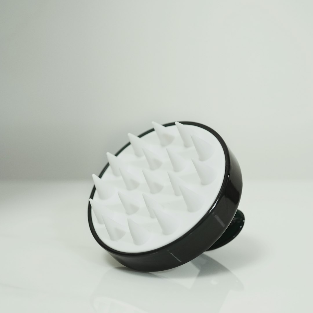 Pet hair remover brush